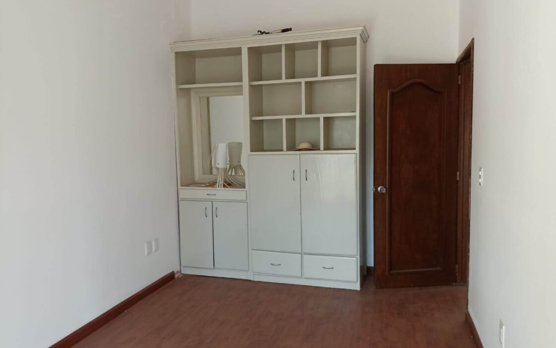CASA EN VENTA  BUGAMBILIAS