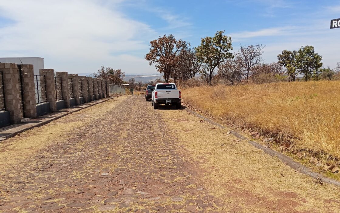 VENTA DE LOTE   FRACCIONAMIENTO RECIDENCIAL CAMPRESTRE PASEO DE LOS ENCINOS