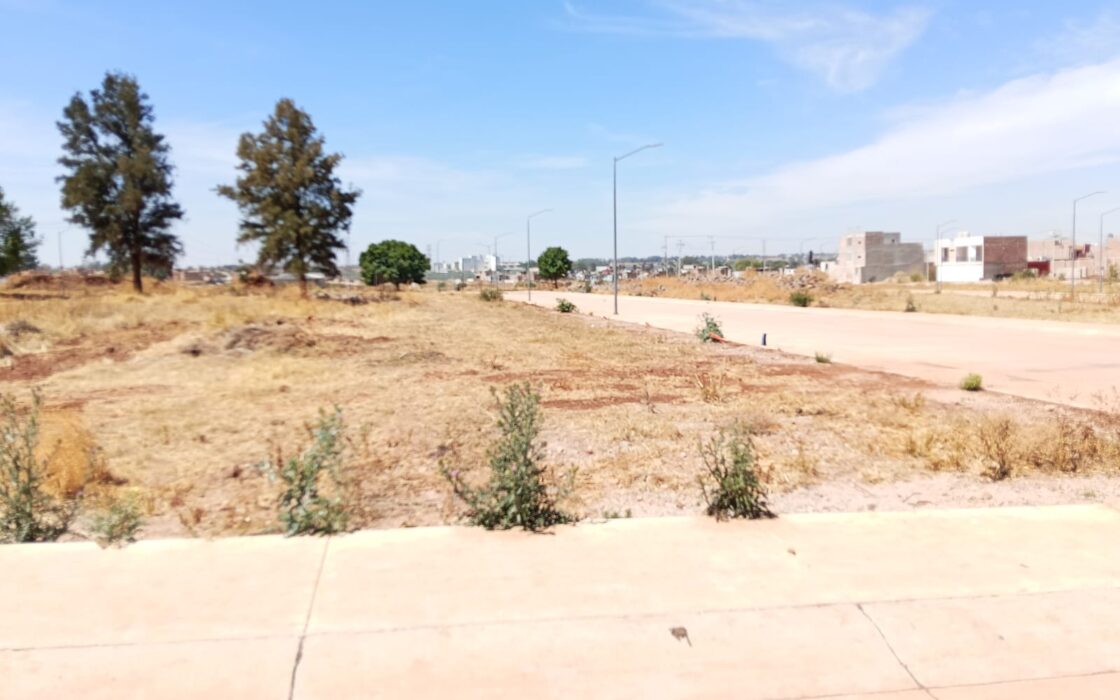 VENTA DE TERRENO FRACCIONAMIENTO LA CALMA