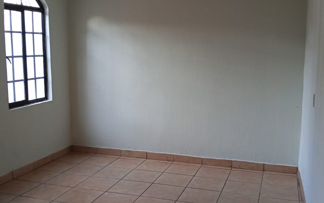 CASA EN VENTA FRACCIONAMIENTO BUGAMBILIAS