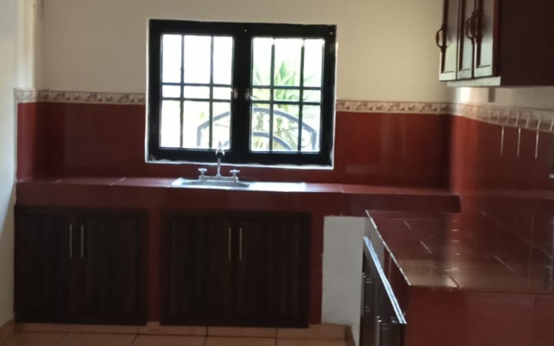 CASA EN VENTA FRACCIONAMIENTO BUGAMBILIAS