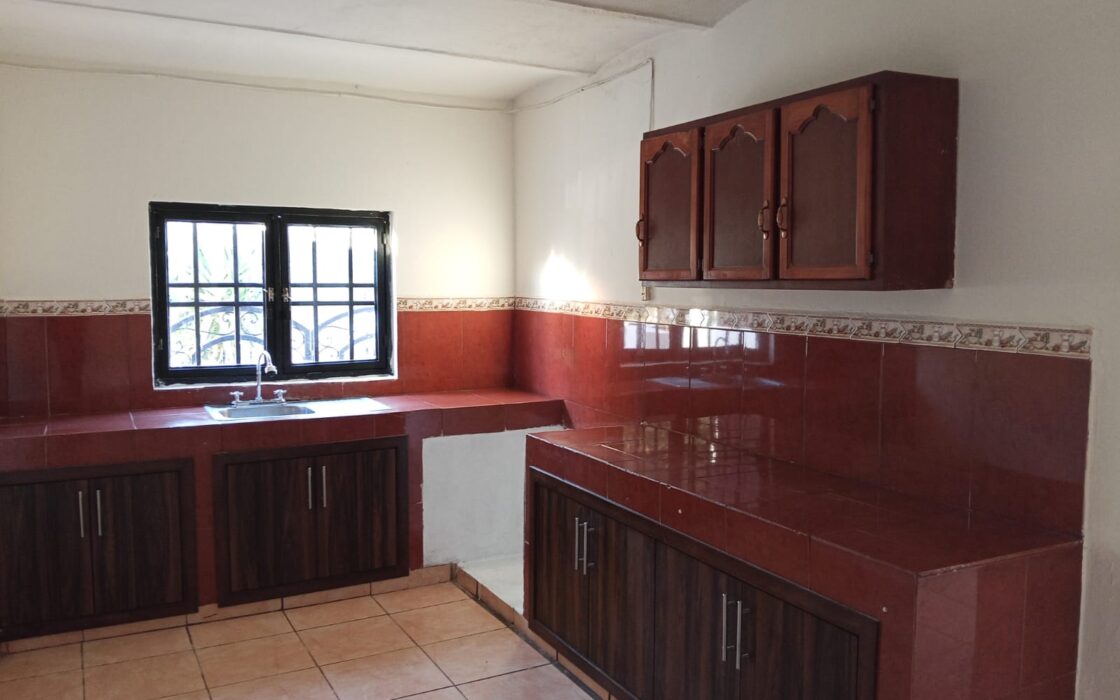 CASA EN VENTA FRACCIONAMIENTO BUGAMBILIAS